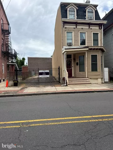 230 S Clinton Ave, Trenton, NJ 08609