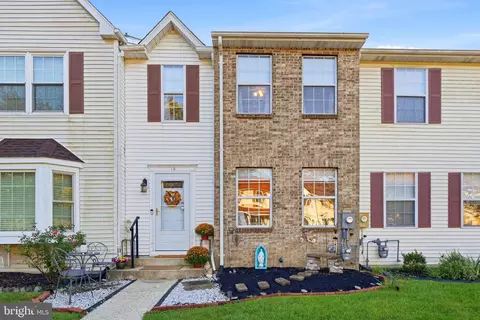 19 N Dunmoor, Hamilton, NJ 08690