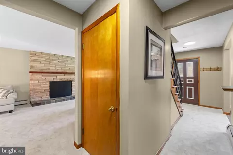 Entry Way - 1265 Lower Ferry Rd, Ewing, NJ 08618 photo 2 of 3