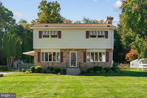 Exterior - 1265 Lower Ferry Rd, Ewing, NJ 08618 photo 1 of 9