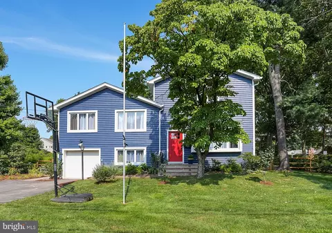 321 Walnut Ln, Princeton, NJ 08540
