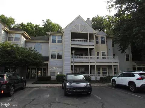 110 Biscayne Ct #7, Princeton, NJ 08540