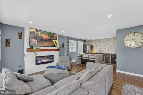 44 Shackamaxon Dr, Hamilton, NJ 08690