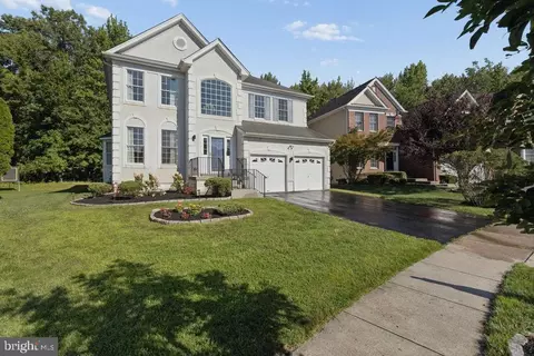 43 Lockwood Dr, Princeton, NJ 08540