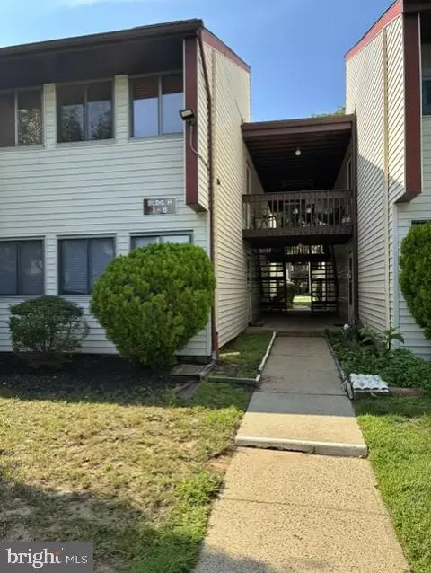 6 Avon Drive # h, Hightstown, NJ 08520