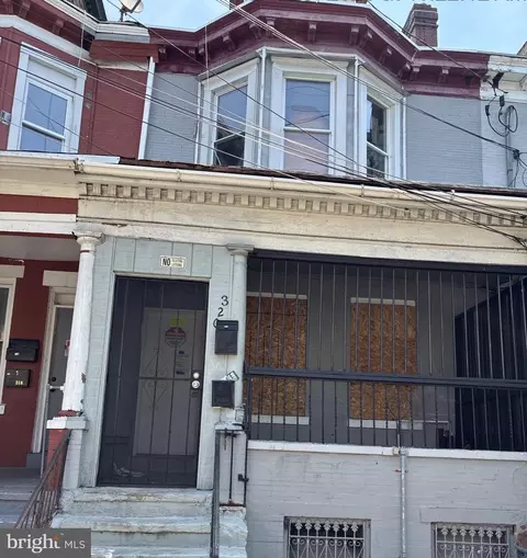 320 Centre St, Trenton, NJ 08611