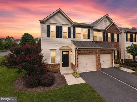 40 Sundance Dr, Hamilton, NJ 08619