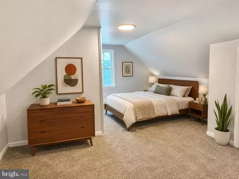 Bedroom - 35 Unwin Dr, Hamilton, NJ 08610 photo 4 of 5
