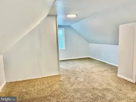 Bedroom - 35 Unwin Dr, Hamilton, NJ 08610 photo 5 of 5