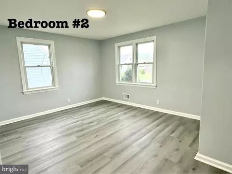 Bedroom - 35 Unwin Dr, Hamilton, NJ 08610 photo 3 of 5