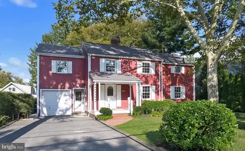 299 Walnut Ln, Princeton, NJ 08540