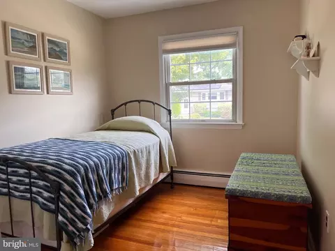 Bedroom - 9 Pasadena Dr, Hamilton, NJ 08619 photo 4 of 6