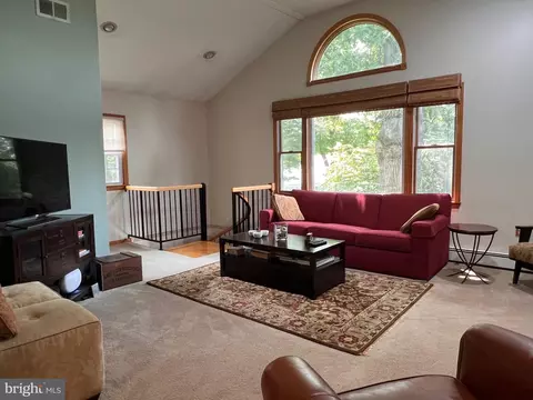 Living - 9 Pasadena Dr, Hamilton, NJ 08619 photo 1 of 1