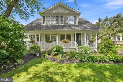 218 Maxwell Ave, Hightstown, NJ 08520