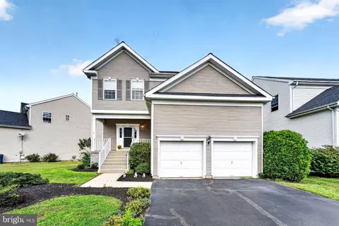 64 Fountayne Ln, Lawrence Township, NJ 08648