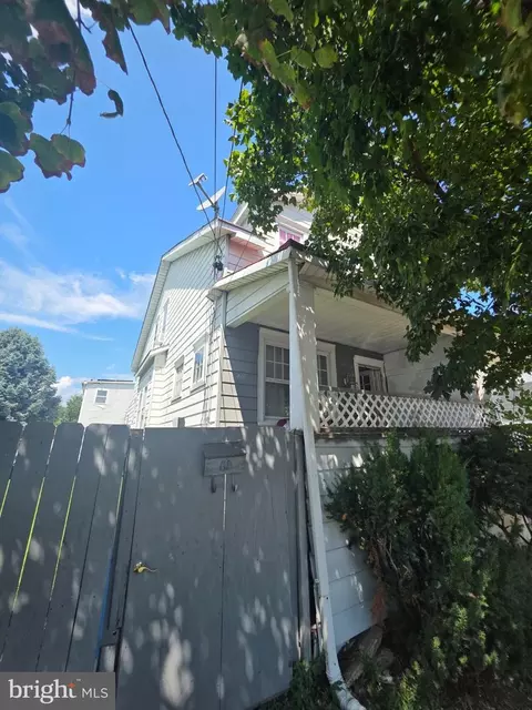 572 574 Emmett Ave, Trenton, NJ 08629