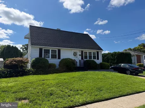 6 Brandywine Way, Hamilton, NJ 08690