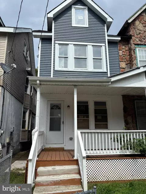 80 Race St, Trenton, NJ 08638