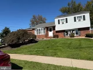 6 Marcia Dr, Hamilton, NJ 08610