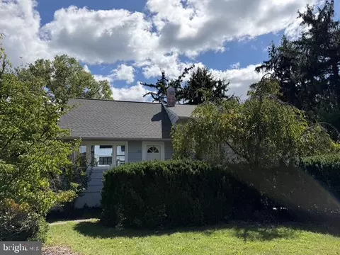 23 Randall Rd, Princeton, NJ 08540