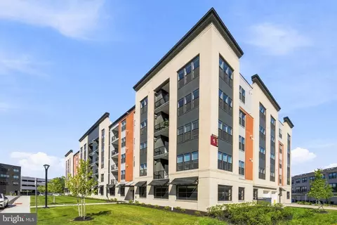 1 Culvert Dr #202, Princeton Junction, NJ 08550