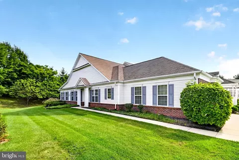 117 Sparrow Dr, Hamilton, NJ 08690