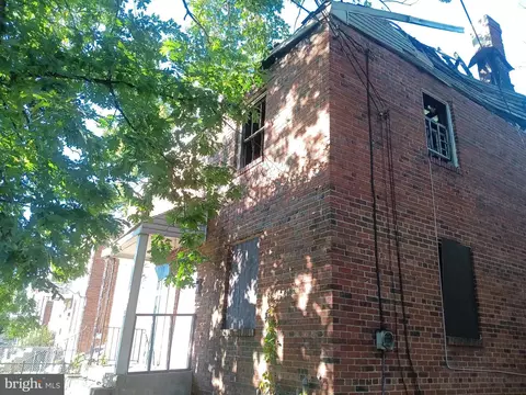 330 Oakland St, Trenton, NJ 08618