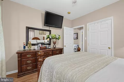 Bedroom - 5 Evans Ave, Hamilton, NJ 08610 photo 6 of 6