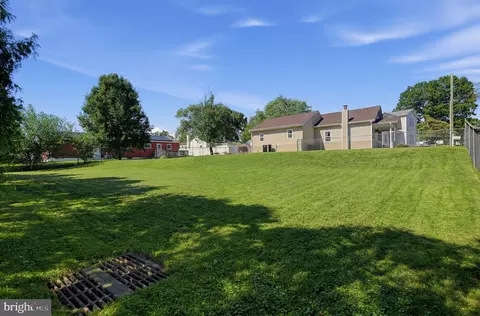 Exterior - 5 Evans Ave, Hamilton, NJ 08610 photo 13 of 14