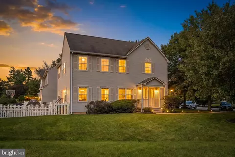 119 Cromwell Dr, Robbinsville, NJ 08691