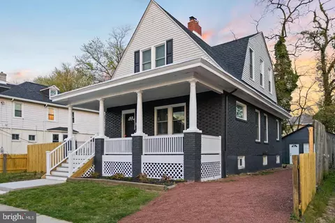 306 Berwyn Ave, Ewing, NJ 08618