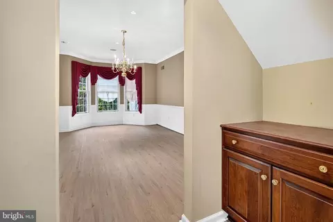 Entry Way - 15 Scenic Dr, Ewing, NJ 08628 photo 2 of 3