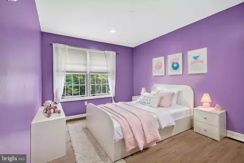 Bedroom - 15 Scenic Dr, Ewing, NJ 08628 photo 4 of 5