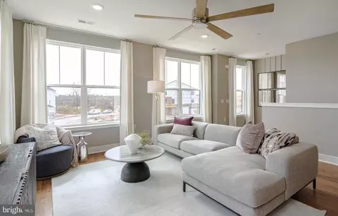 175 Leona Stewart Blvd, Pennington, NJ 08534