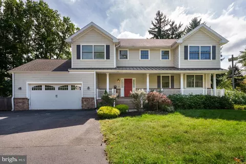 87 Leavitt Ln, Princeton, NJ 08540