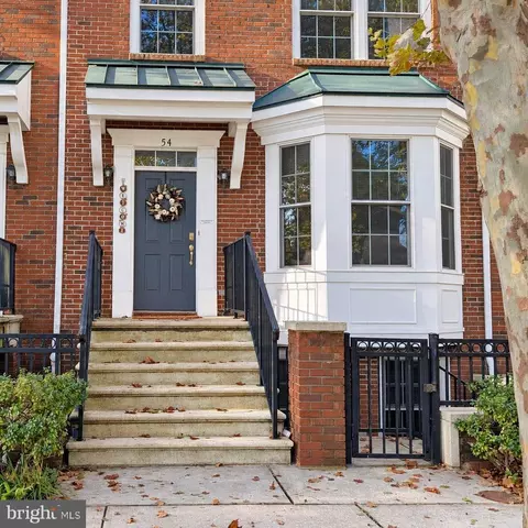54 Union St, Robbinsville, NJ 08691
