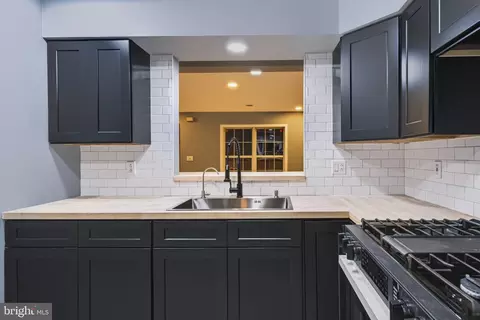 425 Euclid Ave, Trenton, NJ 08609