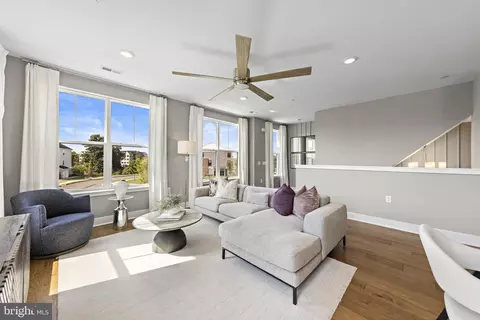 177 Leona Stewart Ln, Pennington, NJ 08534