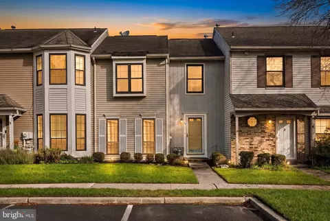 19 Devon Ct, Robbinsville, NJ 08691