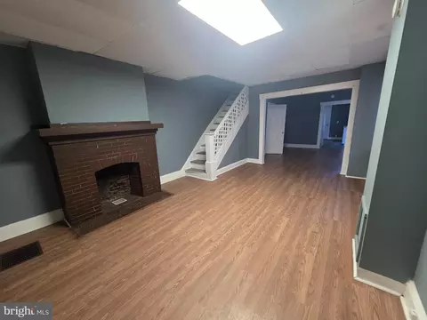 846 Stuyvesant Ave, Trenton, NJ 08618