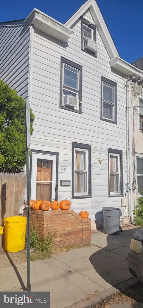 348 Adeline St, Trenton, NJ 08611