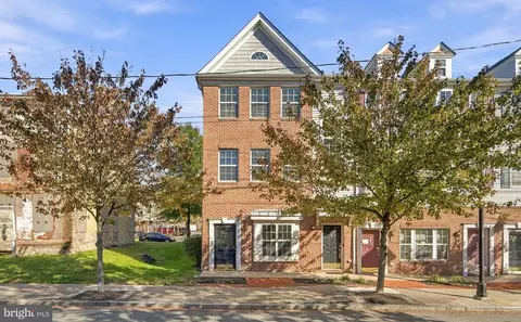 1030 Lamberton St, Trenton, NJ 08611