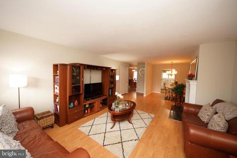 14 Cambridge, Ewing, NJ 08628 photo 4