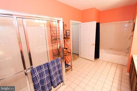 414 Timberlake, Ewing, NJ 08618 photo 16