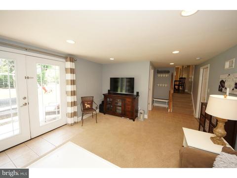 7 Mansfield, Ewing, NJ 08628 photo 13