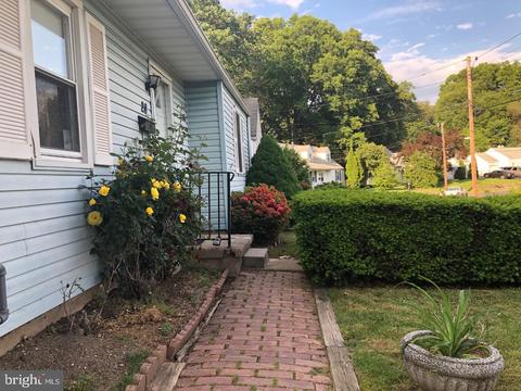 28 Pennwood Dr, Ewing, NJ 08638 photo 12