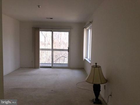 525 Silvia, Ewing, NJ 08628 photo 10