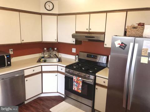 152 Mill Run E, Hightstown, NJ 08520 photo 3