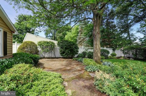 104 W Upper Ferry Rd, Ewing, NJ 08628 photo 28