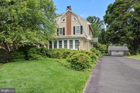 104 W Upper Ferry Rd, Ewing, NJ 08628 photo 3